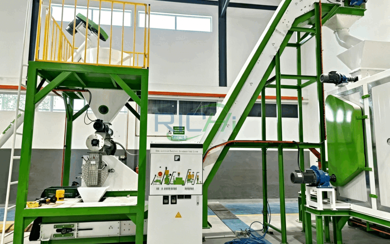3 T/H Cat Litter Pellet Production Line in South Korea
