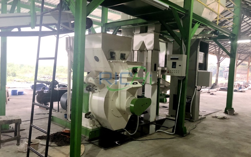 1 T/H Sawdust Pellet Production Line in Kenya