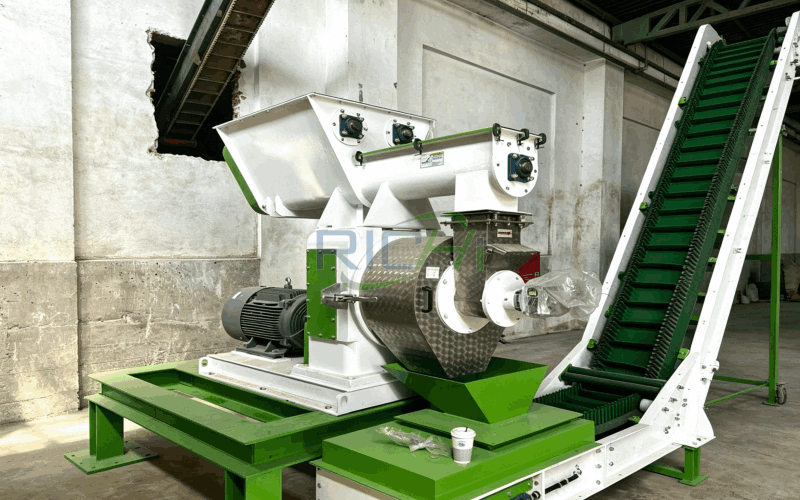 6 T/H Sawdust Pellet Production Line in Ukraine