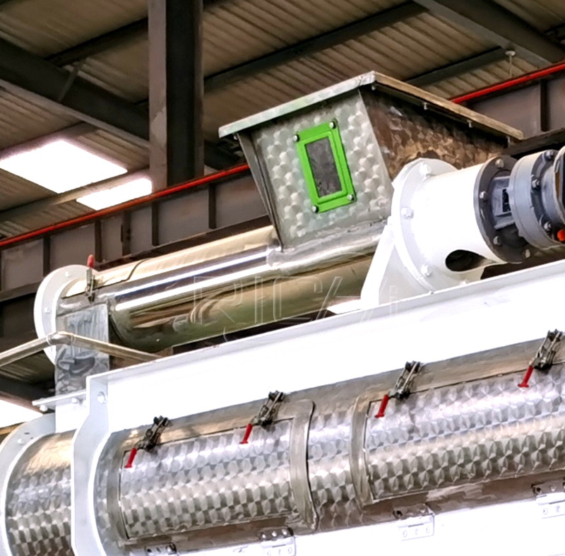 feed port of twin-screw extruder