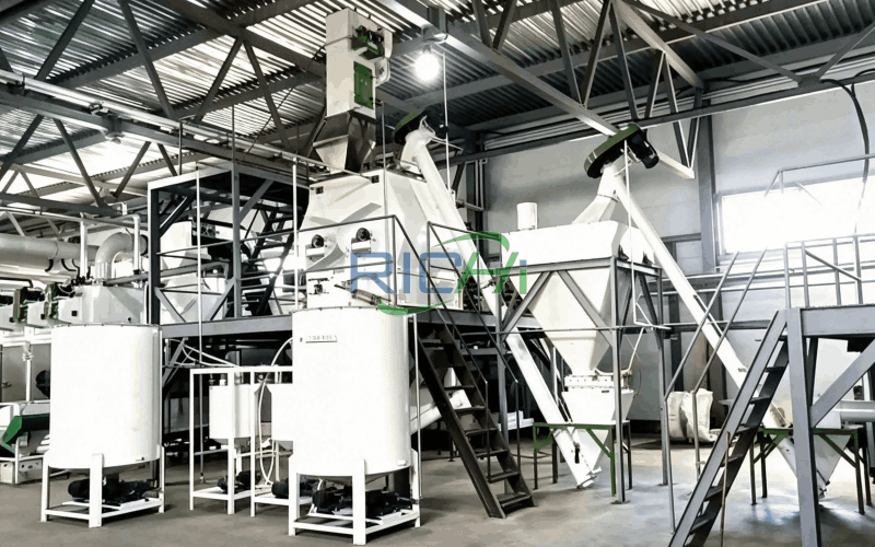 Proyecto de planta de pellets para pienso para peces de 1,5-2 T/H en Rumanía