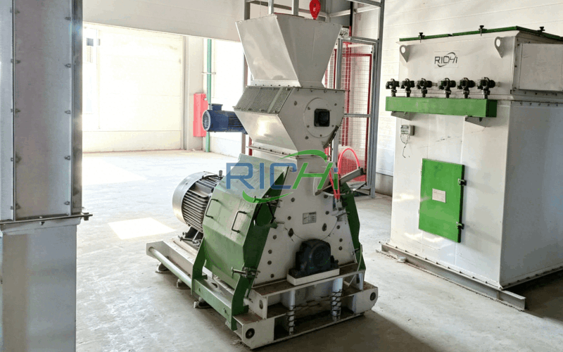 Corn Hammer Mill for Sale in Russian